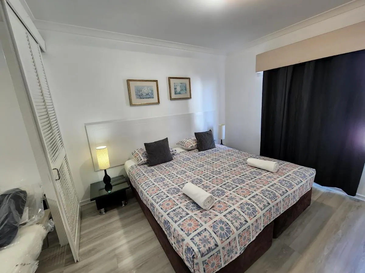 Perth Cbd Apartments 4*,  Australien